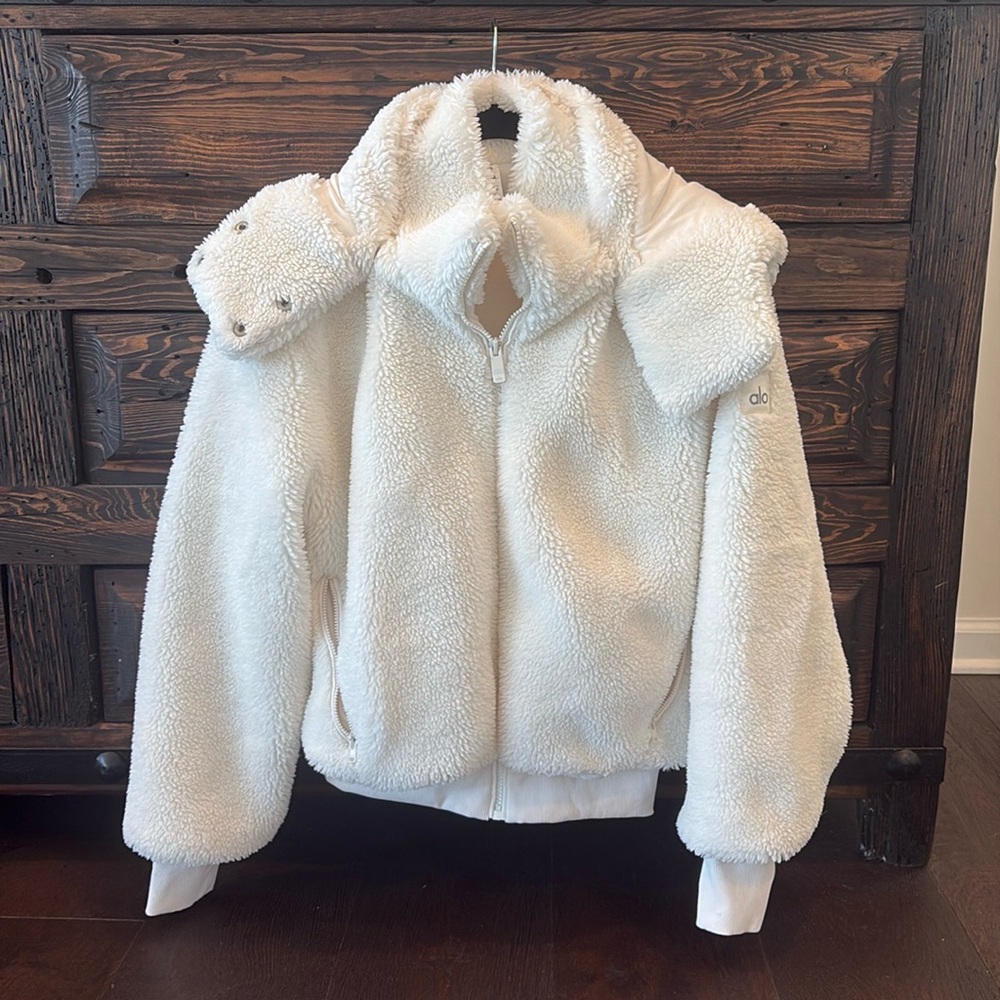 ALO Yoga White Teddy Jacket